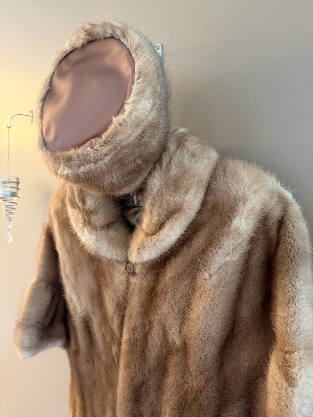 Vintage Mink Cape with matching Pillbox Hat - Light Brown